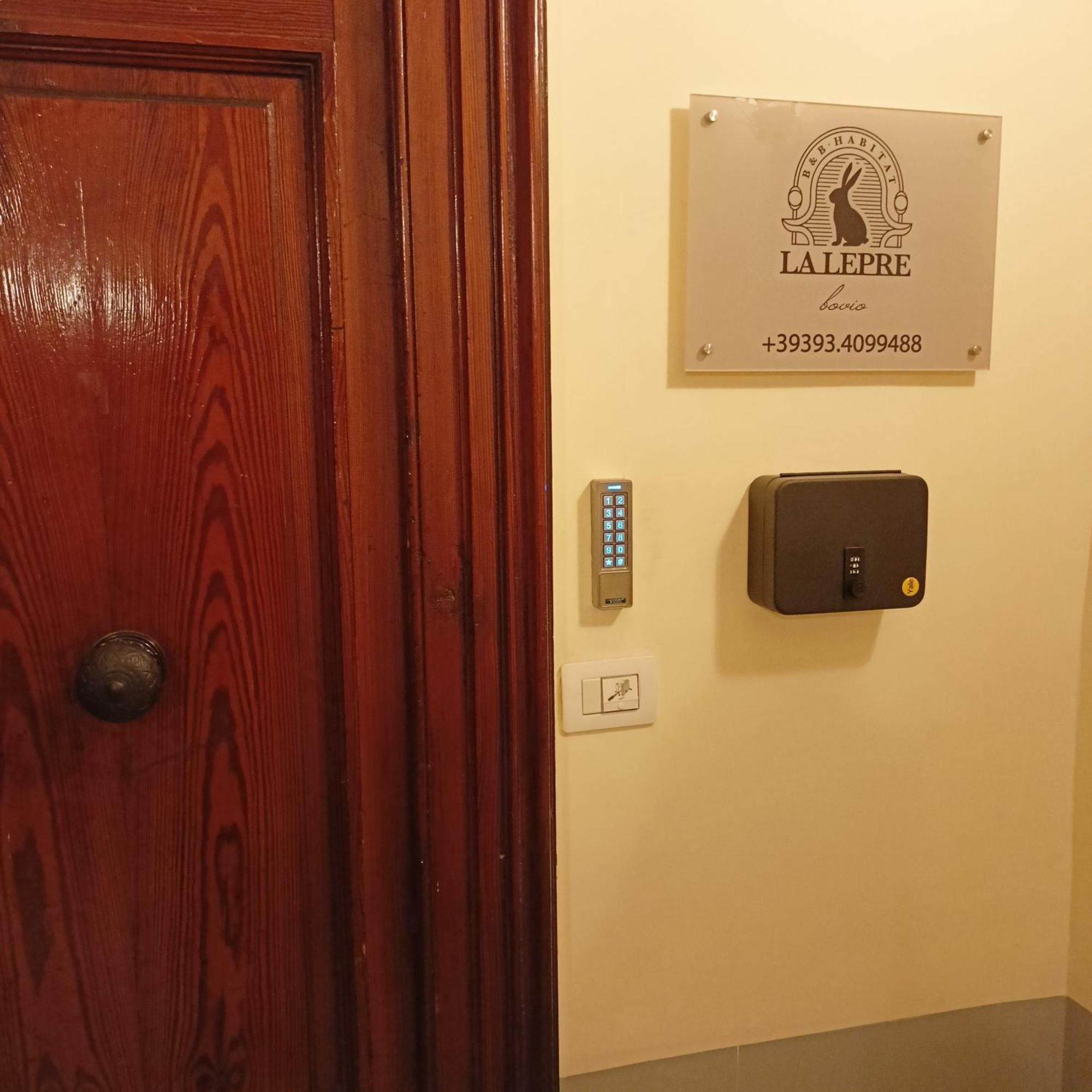 Hotel La Lepre Bovio Neapol Exteriér fotografie