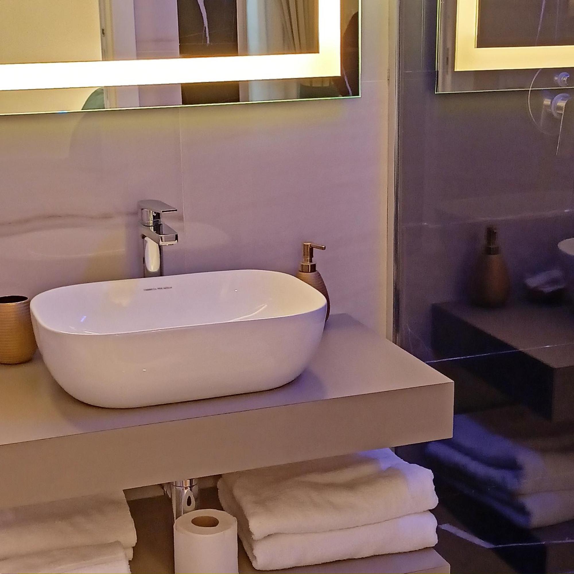 Hotel La Lepre Bovio Neapol Exteriér fotografie